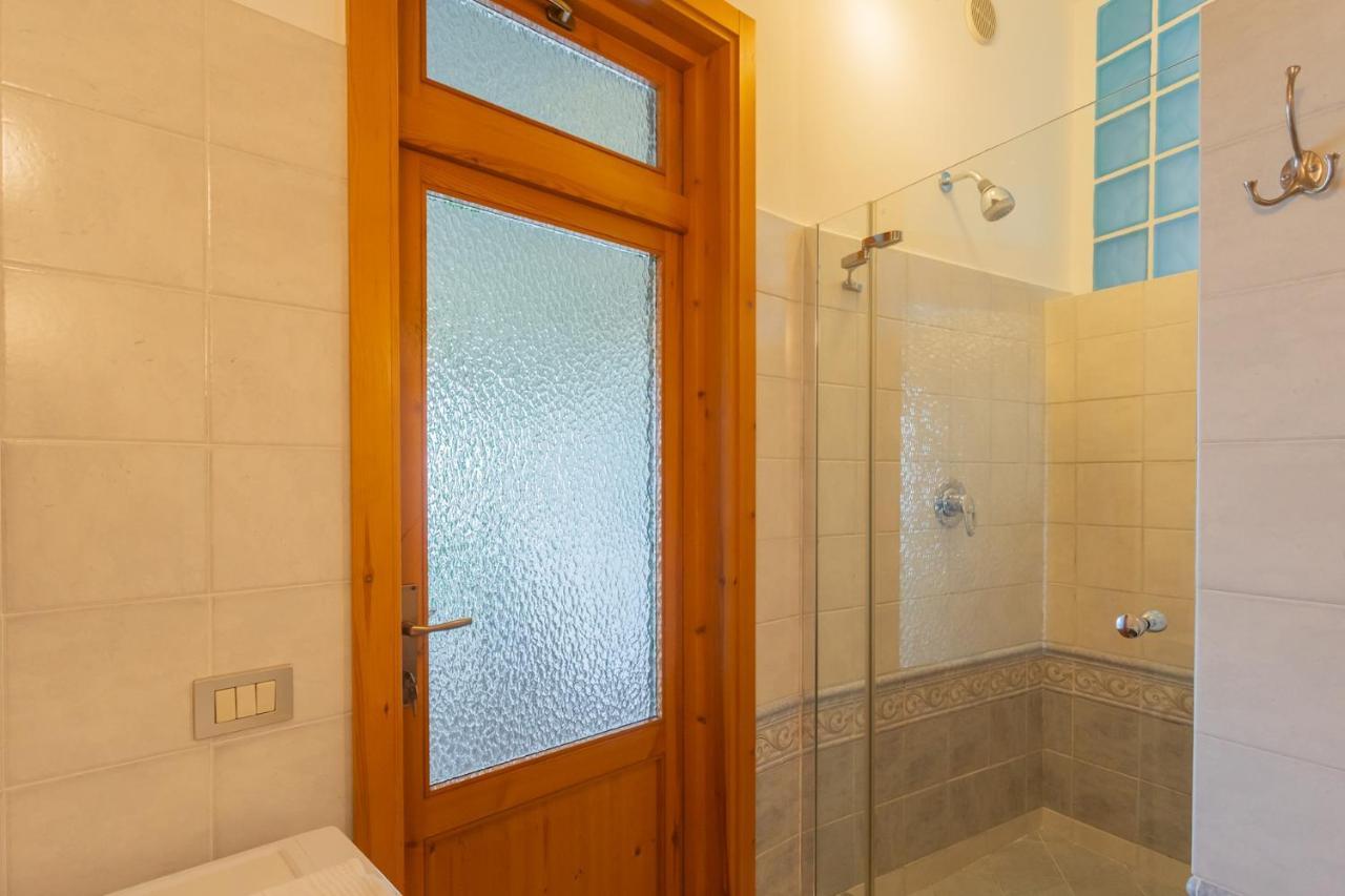 Simons Apartment With Amazing View By Rent All Como Blevio Exterior photo